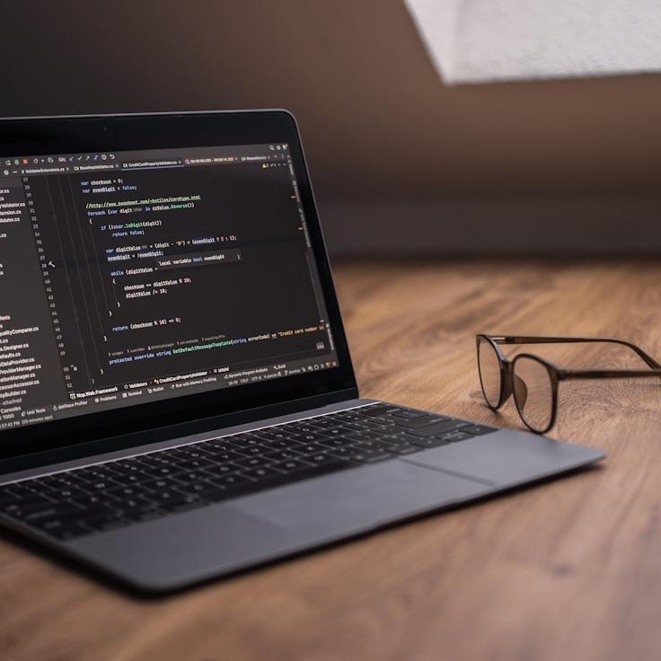 Photo-realistic 3D product render example